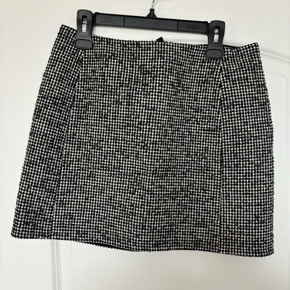 Lafayette 148 New York Wool Blend Black and White Mini Pencil Skirt